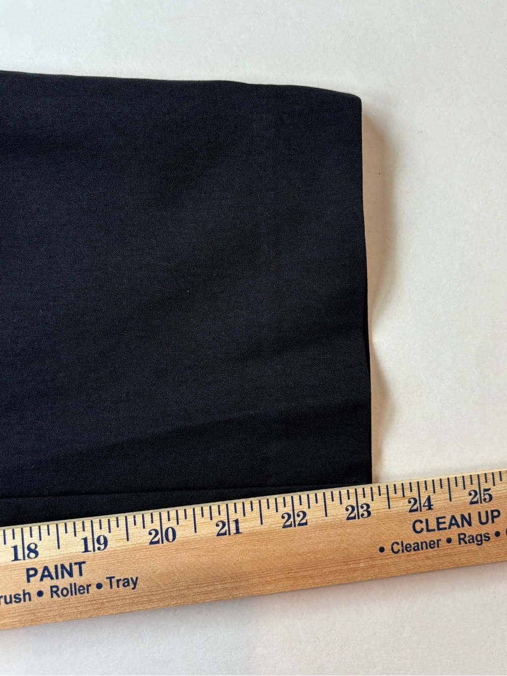 Chico’s So Slimming Black Pull-On Cropped Pants Size Large (2.5) - Picture 7 of 7